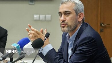 تاکید وزیر اقتصاد بر حمایت از بنگاههای اقتصادی و بازارهای مالی تاکید وزیر اقتصاد بر حمایت از بنگاههای اقتصادی و بازارهای مالی