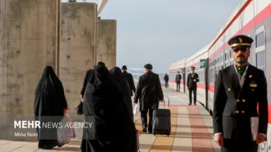 گرانی بلیت قطار در روزهای شلوغ بدسلیقگی شرکت راه‌آهن بود
